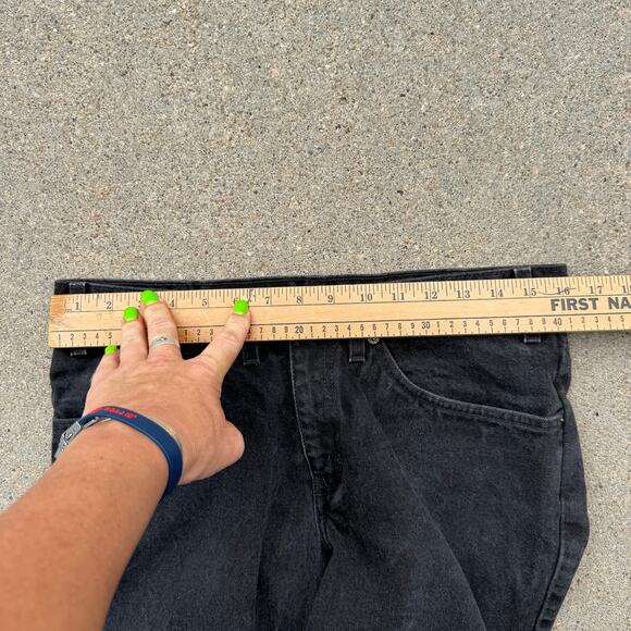 VTG 90s Levi's 550 Black Relaxed Fit Jeans Orange Tab Husky TAG 36x29 FIT 32x26 - Picture 9 of 13